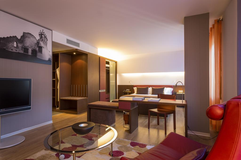Superior Double Room with View Bed & Breakfast Free Cancellation One Guest  Acta Voraport Barcelona